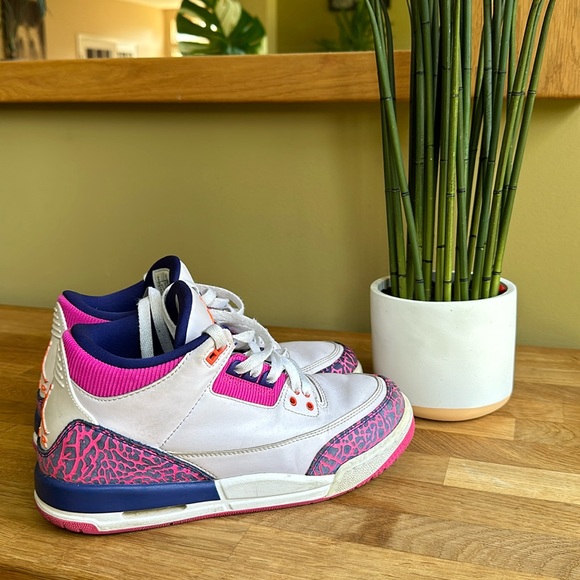 Jordan 3 Retro Barely Grape 7Y/8.5W - Picture 1 of 11
